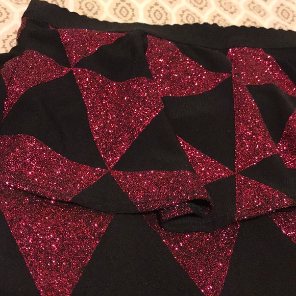 ASOS fun magenta glitter geometric peplum skirt - Picture 3 of 3